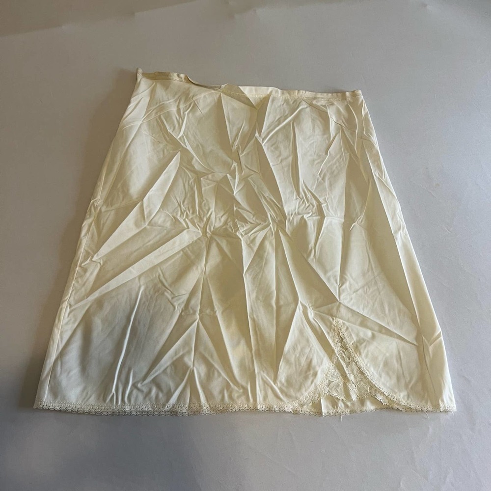 Vintage Werner's off white ivory knee length slip S